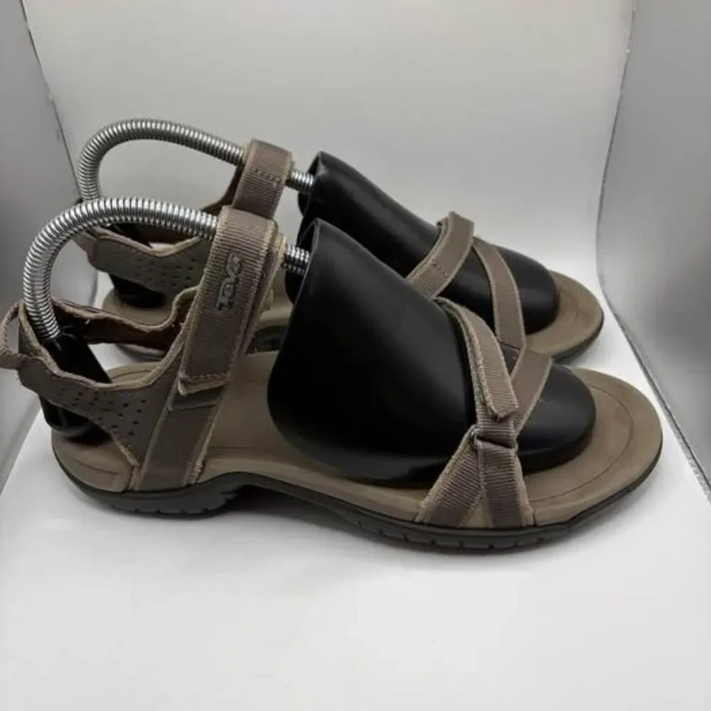 Women’s Teva Sandals Size 7